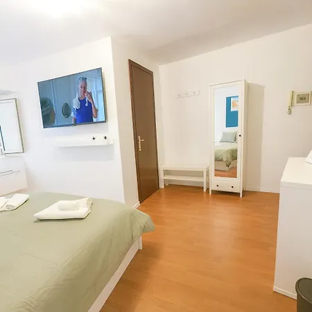 Garibaldi And Appartement *