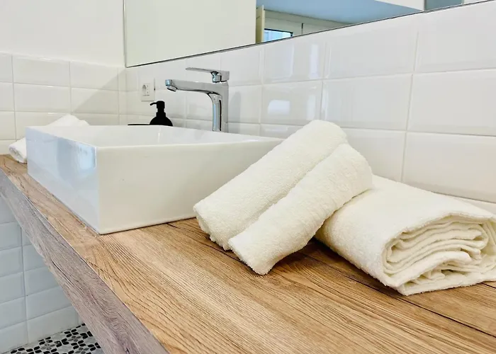 Garibaldi And Διαμέρισμα *